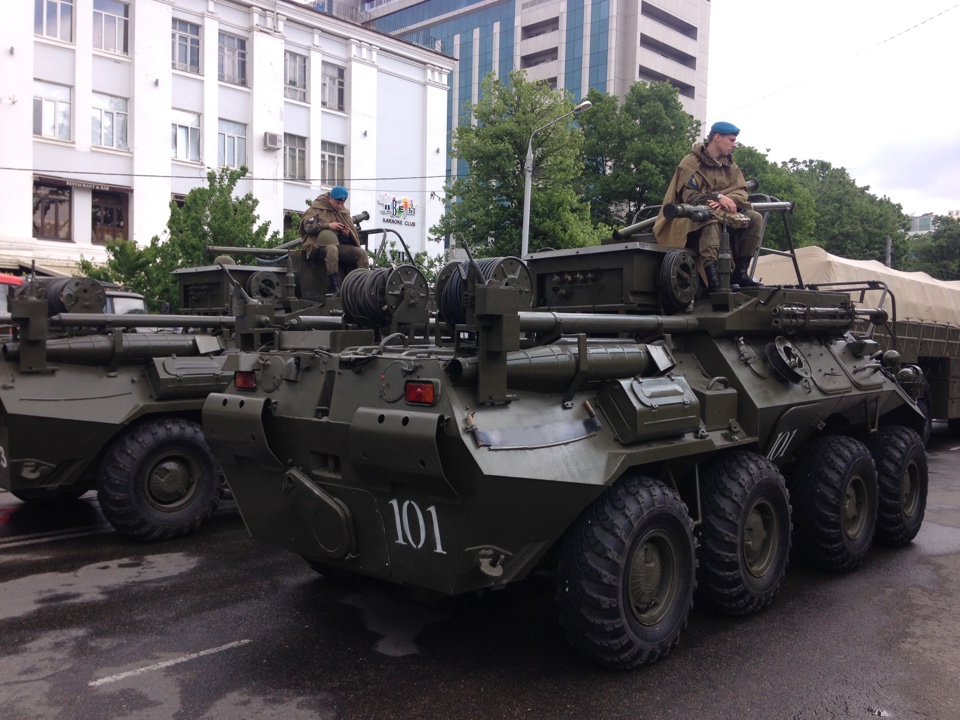 Дежурство скорой помощи «В Надежных Руках» на Параде Победы в Краснодаре