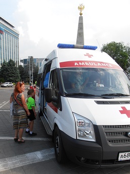Дежурство скорой помощи «В надежных руках» на ежегодном Забеге «5000 метров с «Высшей лигой»»