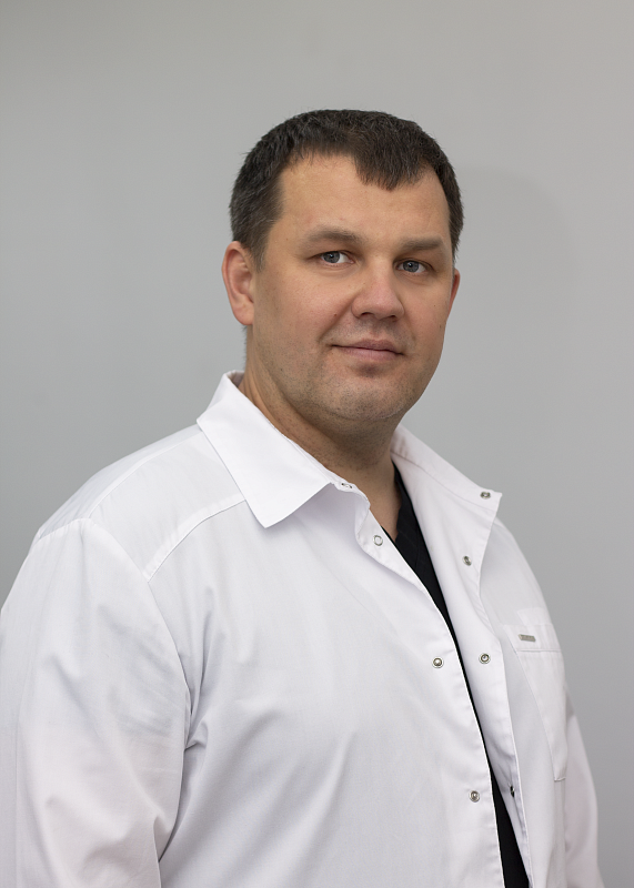 Черевцов Виталий Николаевич — врач травматолог ортопед высшей категории, кандидат медицин…