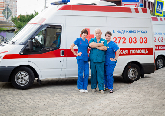 Три успешные перевозки пациентов специалистами бригады скорой помощи