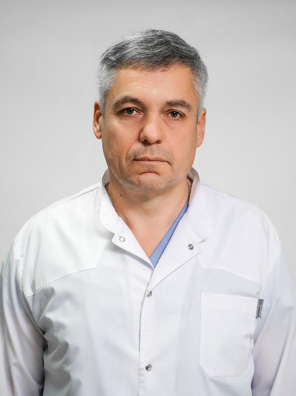 Ермаченко Игорь Анатольевич — Врач-хирург, кандидат наук